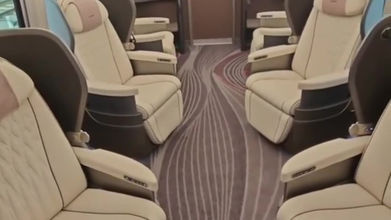 Wow 😮 The Latest High-Speed Train Model Unveiled