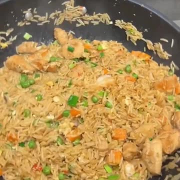 One Pan, Endless Flavor – Chicken Fried Rice | Cooking in London Kitchen ✨ | @ London Life