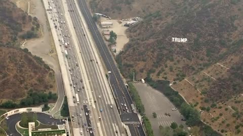 Huge TRUMP Sign in LA !