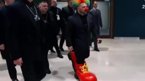 Zelya arriving at the negotiations.