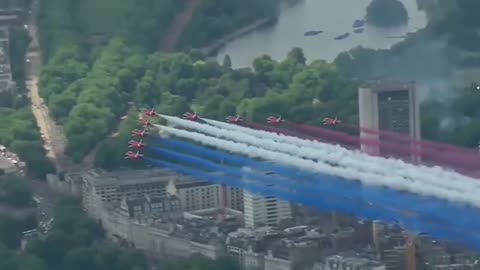 “1990s Crop Circle Mystery: Real or Cover-Up?”