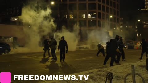 Border Patrol agent points less-lethal weapon at Anti-ICE Protesters and Press and deploys