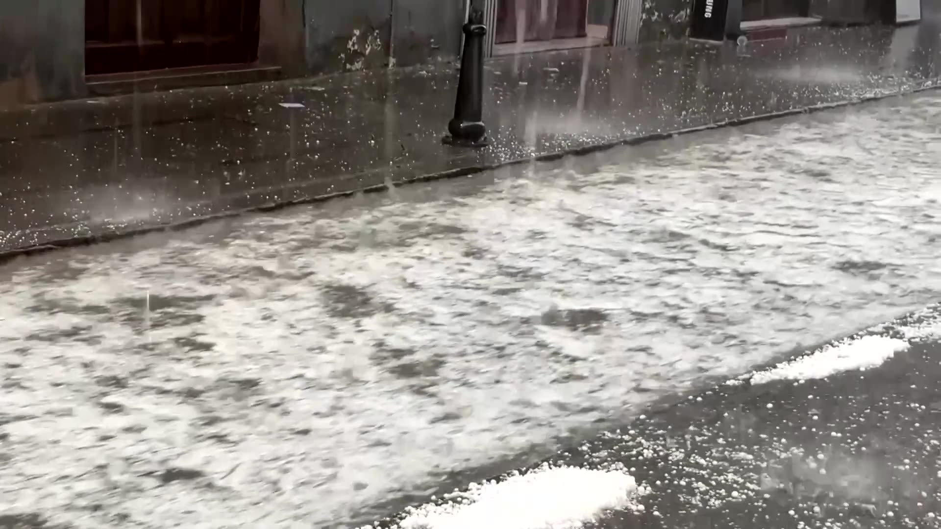 Intense hailstorm causes flooding in Bolivia
