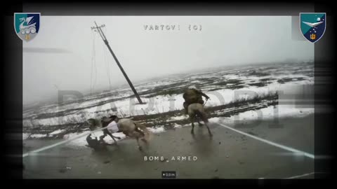 Ukrainians Force Russian Soldiers Off of Horses Before Striking