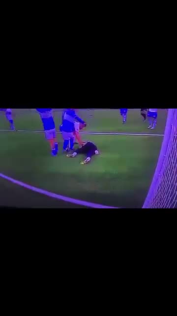 ARGENTINA - hirtelen a focipályán (nemattólvan)