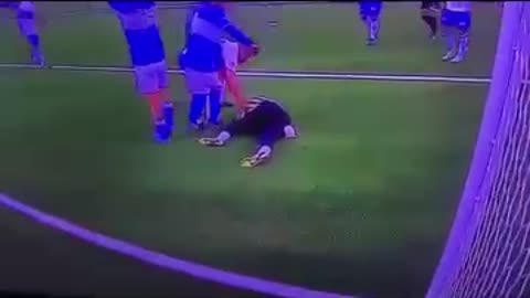 ARGENTINA - hirtelen a focipályán (nemattólvan)
