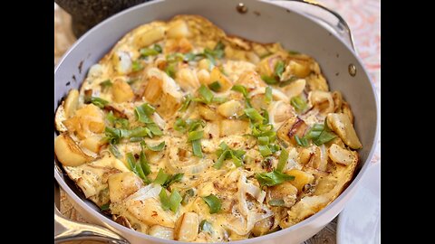Crispy Old Fashioned Potato Omelet Budget Meal Hack! #EasyRecipe