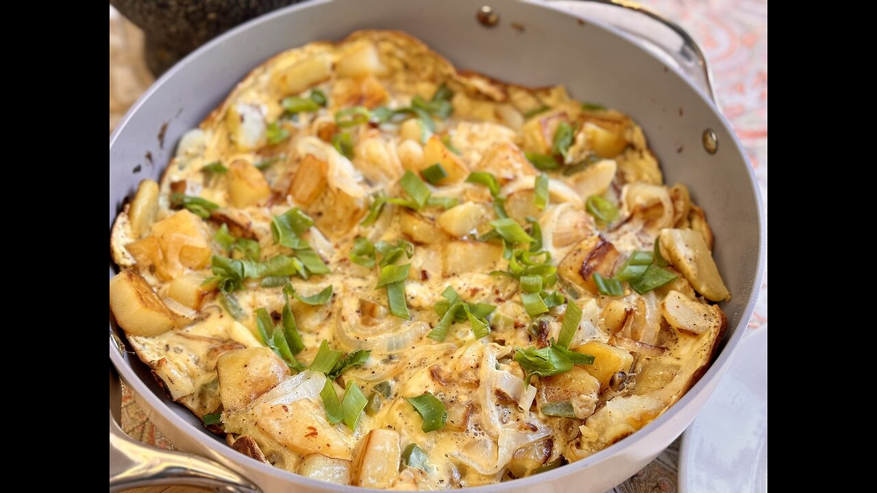 Crispy Old Fashioned Potato Omelet Budget Meal Hack! #EasyRecipe