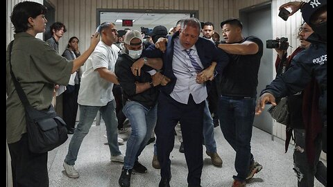 Photographer Who Flopped Like a Soccer Player Blames ICE, but He Just Lost His Man Card 
