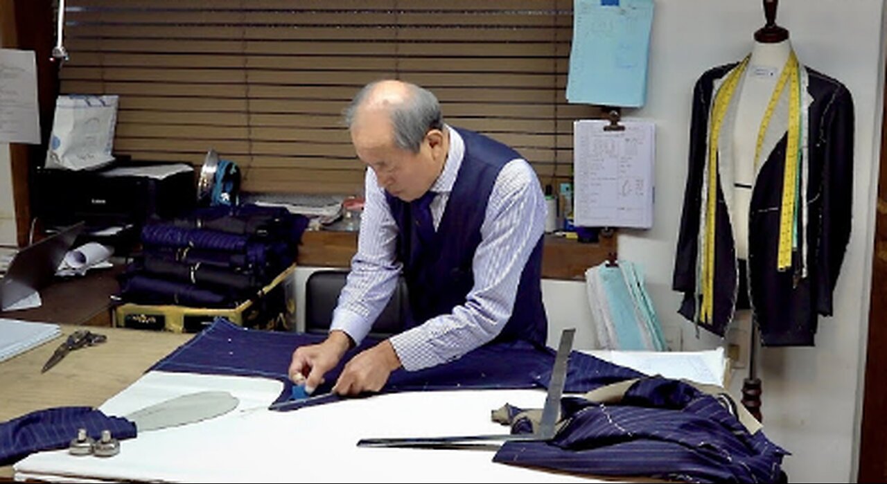 Process of Making Bespoke Suit by Korean Skillful Tailor