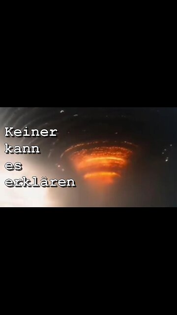 Ein mysteriöses Wetterphänomen Überschneidung von Paralleldimensionen oder Alien Mutterschiff