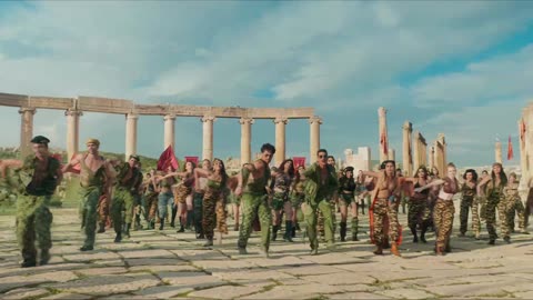 Bade Miyan Chote Miyan