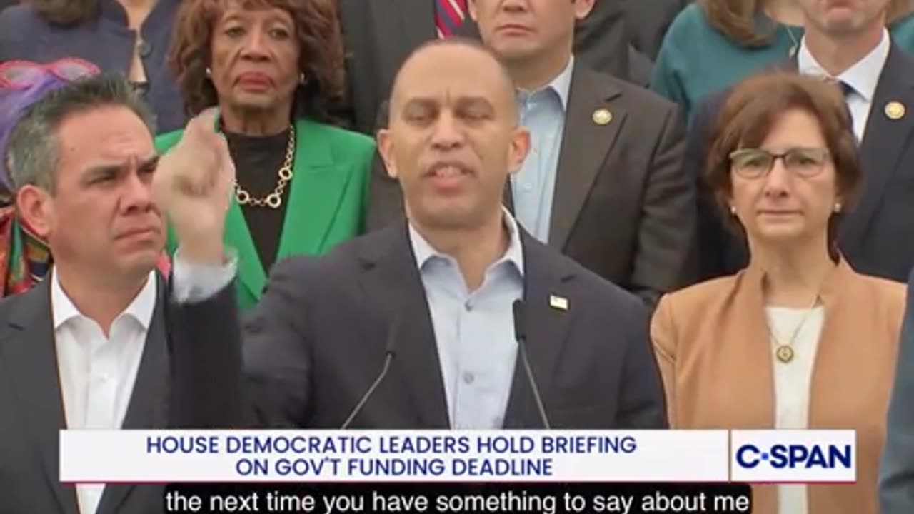 ‘Say It to My Face!’ Hakeem Jeffries Rages at Trump Over ‘Racist’ AI Video