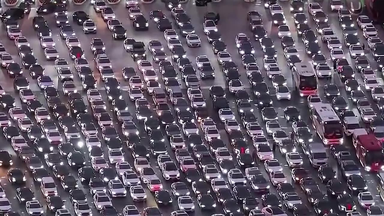 🤯🚦 See The Massive Traffic Surge After a Chinese Holiday! | FeedMyCuriosity
