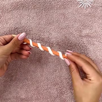 Brighten your room with a DIY lamp✨