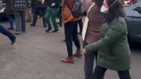 Anti-ICE protesters in Minnesota FA and try to block ICE and immediately FO