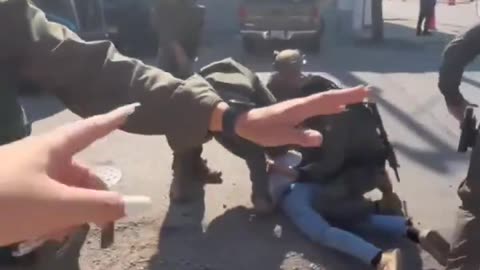 U.S. Border Patrol agent assaults man on Kedzie Ave in Chicago