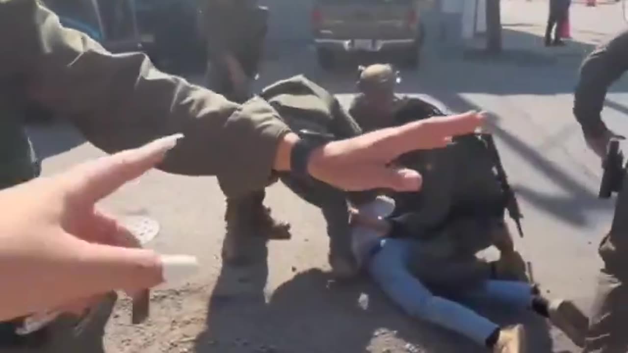 U.S. Border Patrol agent assaults man on Kedzie Ave in Chicago