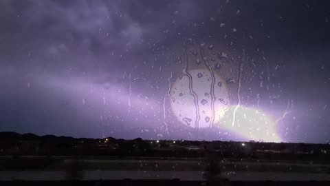 Trey Wolf ft. Tiffany Luxe - Night Rain