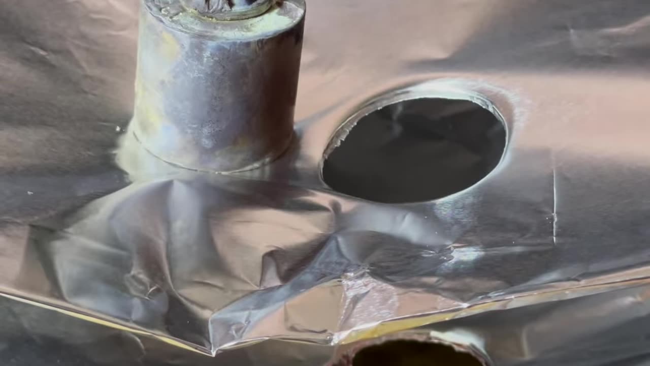 Red Hot Calibration Weight vs Aluminium Foil