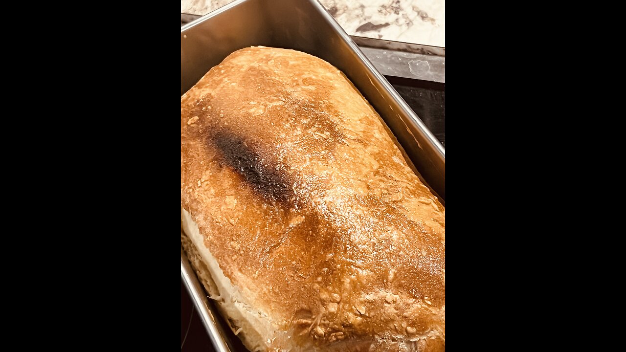 Soft Homemade Bread Loaf!