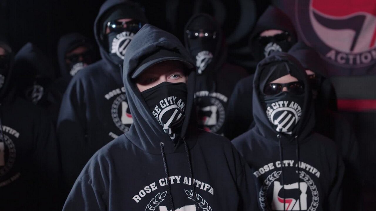 BREAKING NEWS!White Hats Arrest ANTIFA Militants in D.C.