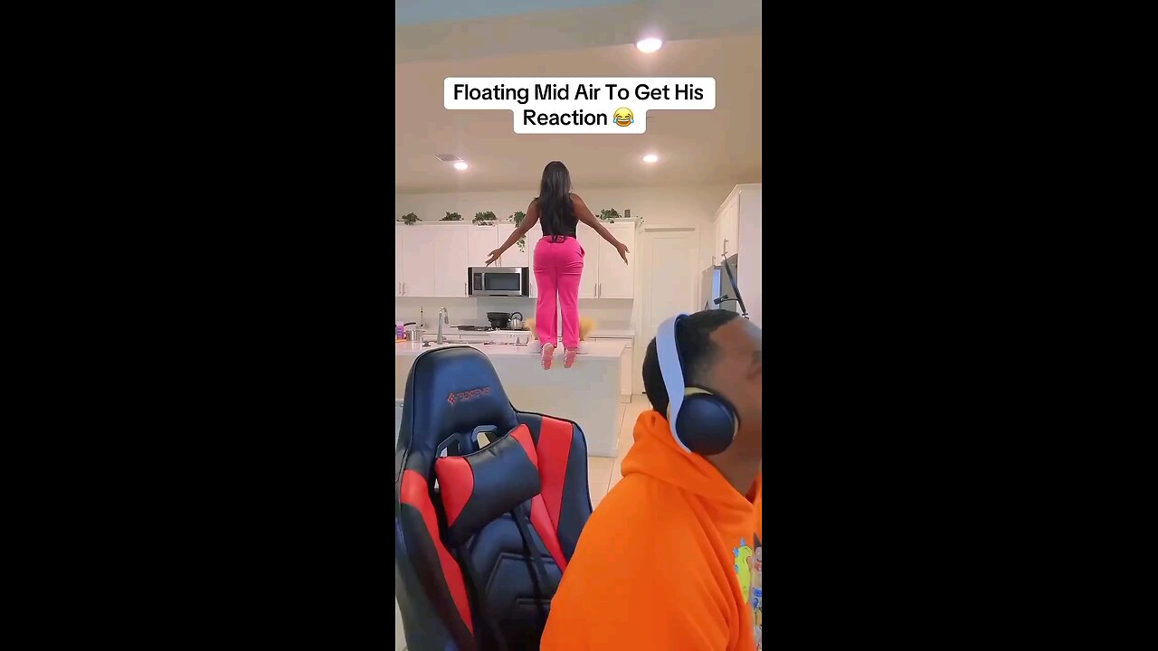 Hard Challenge: Don’t Laugh for 10 Seconds!