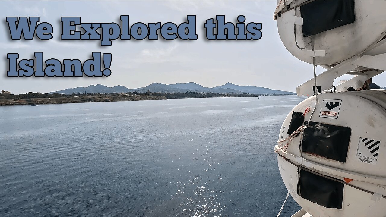 Exploring An Island And Finding Some Ancient Ruins!!!