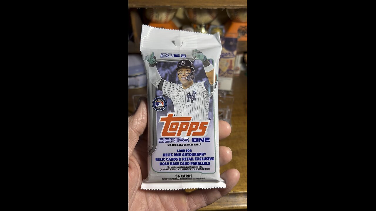 2025 Topps Series 1 Fat Pack ⚾️