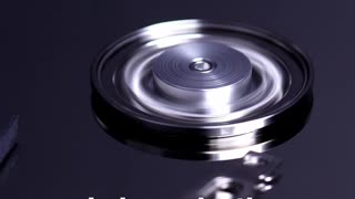 Giant Magnetoresistance Was Discovered by Accident — A Thin‑Film Anomaly 🧲