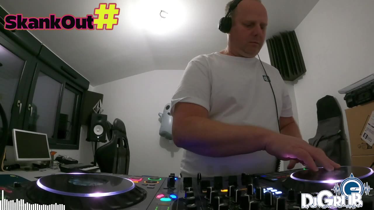 SkankOut#Sessions is is live! linktr.ee/skankout for all live links!