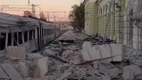 Lozova (Kharkiv Oblast) — Railway Station Destroyed, Tracks Damaged
