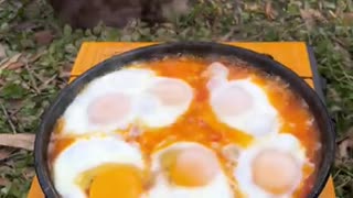 Ultimate Comfort Meal: Eggs & Instant Noodles in the Wild!