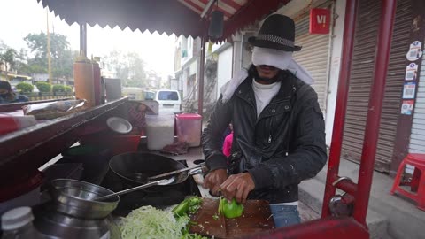 Amazing cuisine made by blindfolded man