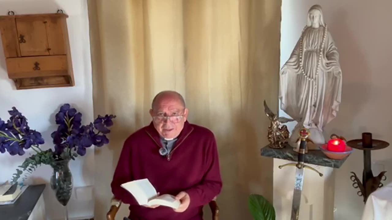 UNA GRAN FUERZA DE REPARACIÓN. Cenáculo del LIBRO AZUL con el padre Pedro.