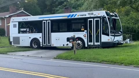 MARTA Driver Smashes into Electrical Pole
