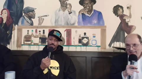 Marlon Wayans: Critics and Comedy Genius