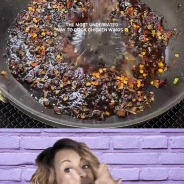 Sticky braised garlic soy chicken wings BE CRUNCHY !!