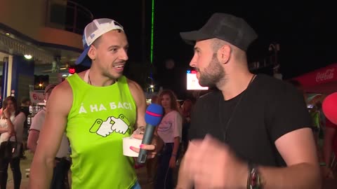 Когато се възбудиш от.... гореща, восъчна свещ (А на бас)