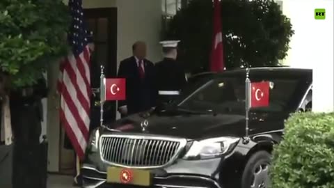 ❗️Trump se reúne con Erdogan en la Casa Blanca
