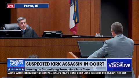 JUDGE MOVES STILL PHOTO CAMERA OPERATOR IN ROBINSON HEARING