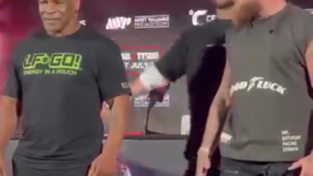 Mike Tyson vs Jake Paul