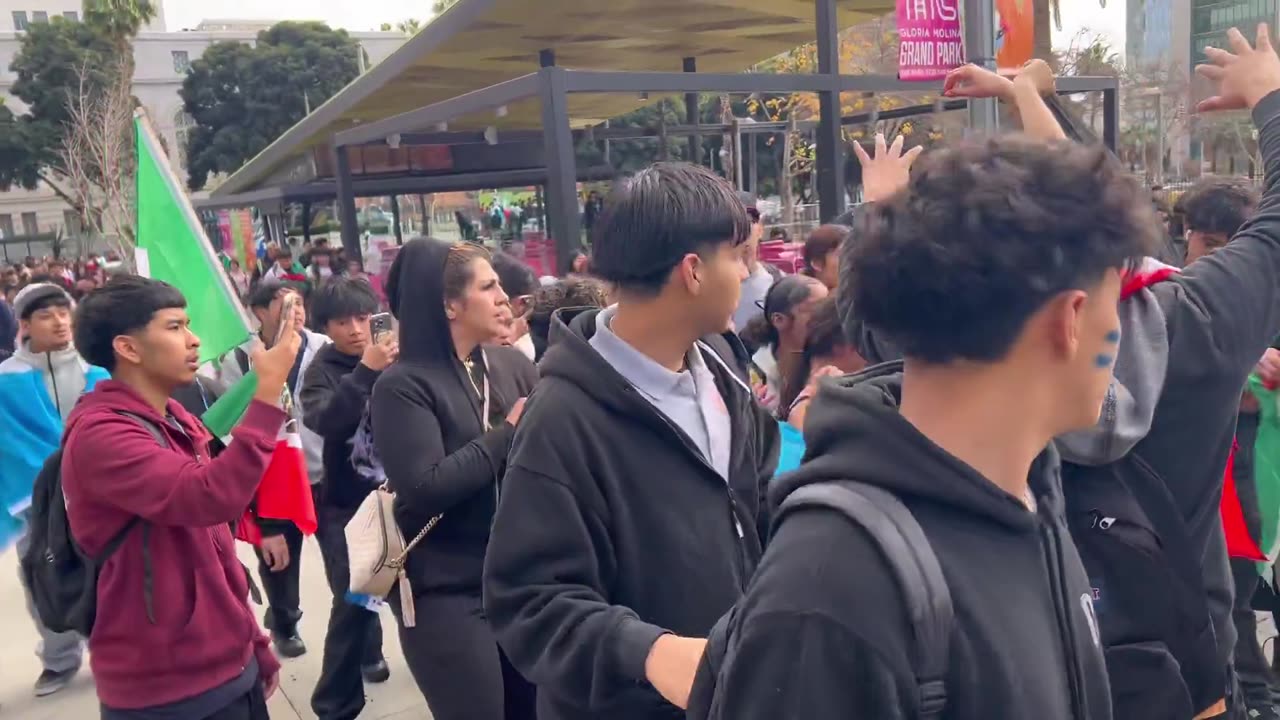 Clash erupts among Anti-ICE protesters in Los Angeles, California
