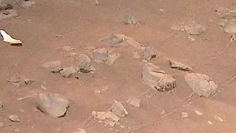 Incredible: NASA Spot Wreckage on Mars