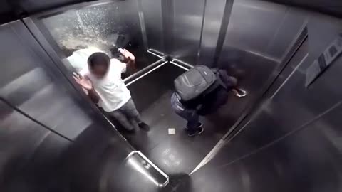 Farting Prank In Lift (Elevator).