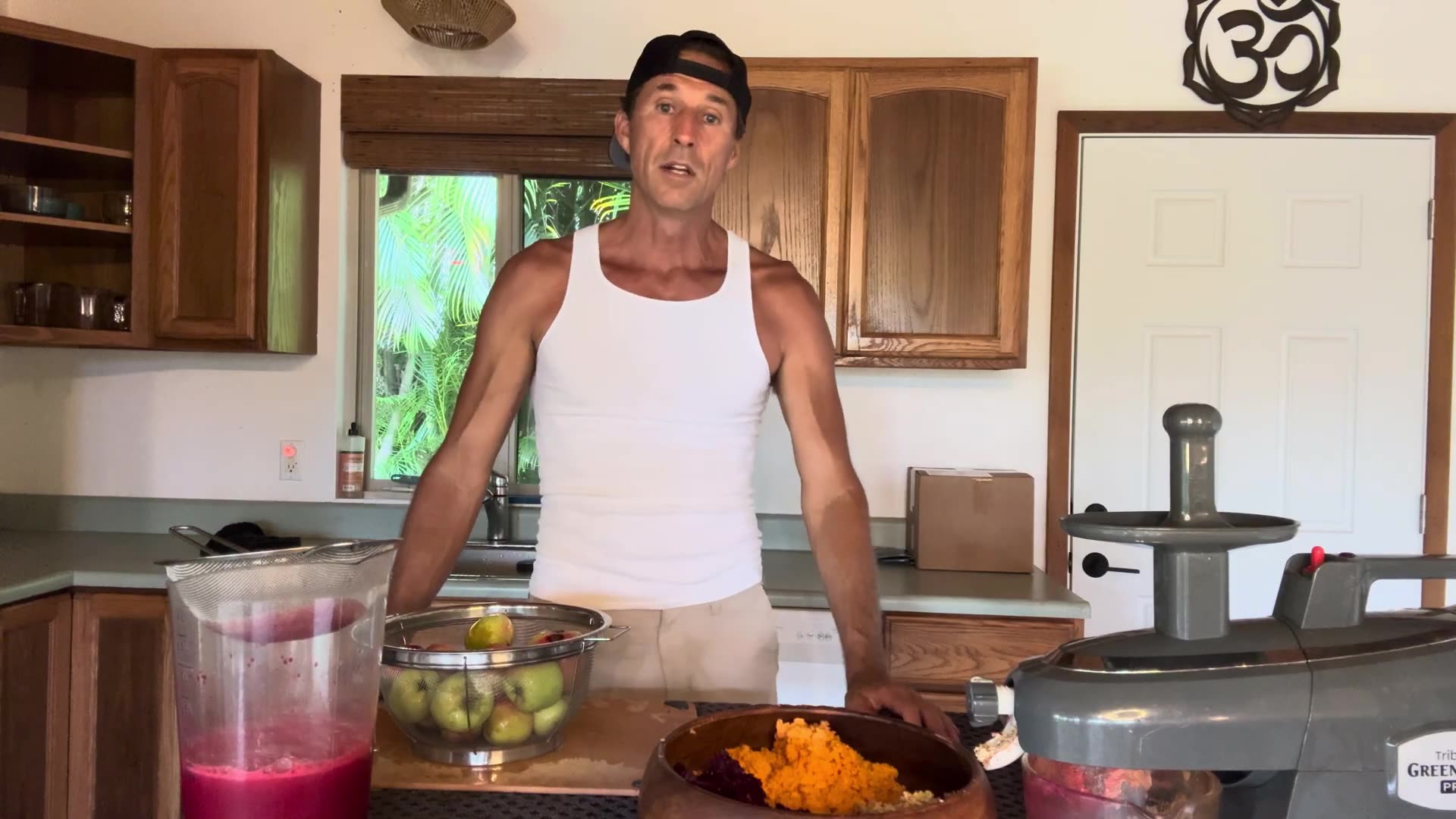 JUICE RECIPE FOR ENERGY AND BEAUTIFUL SKIN!