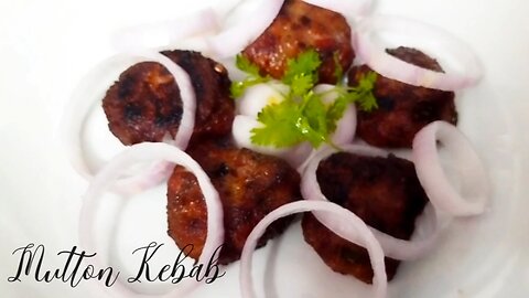 HOW TO MAKE MUTTON KABAB | KACCHE KEEMA KA MUTTON KABAB RECIPE IN HINDI | FOOD COURT