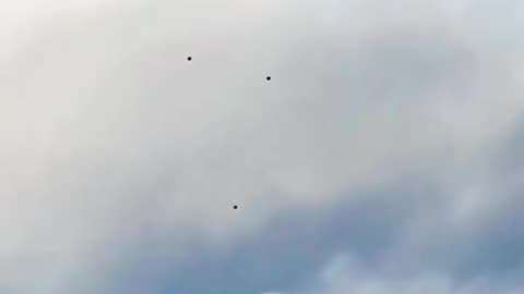 👁️😱 Disturbing UFO Sighting in the United States – What Was Spotted? | TheTruthAbove