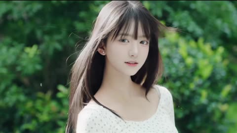 Title: Daily Beauty EP 201 | Magnetic Pearl Attire Vibrant Romantic Dance