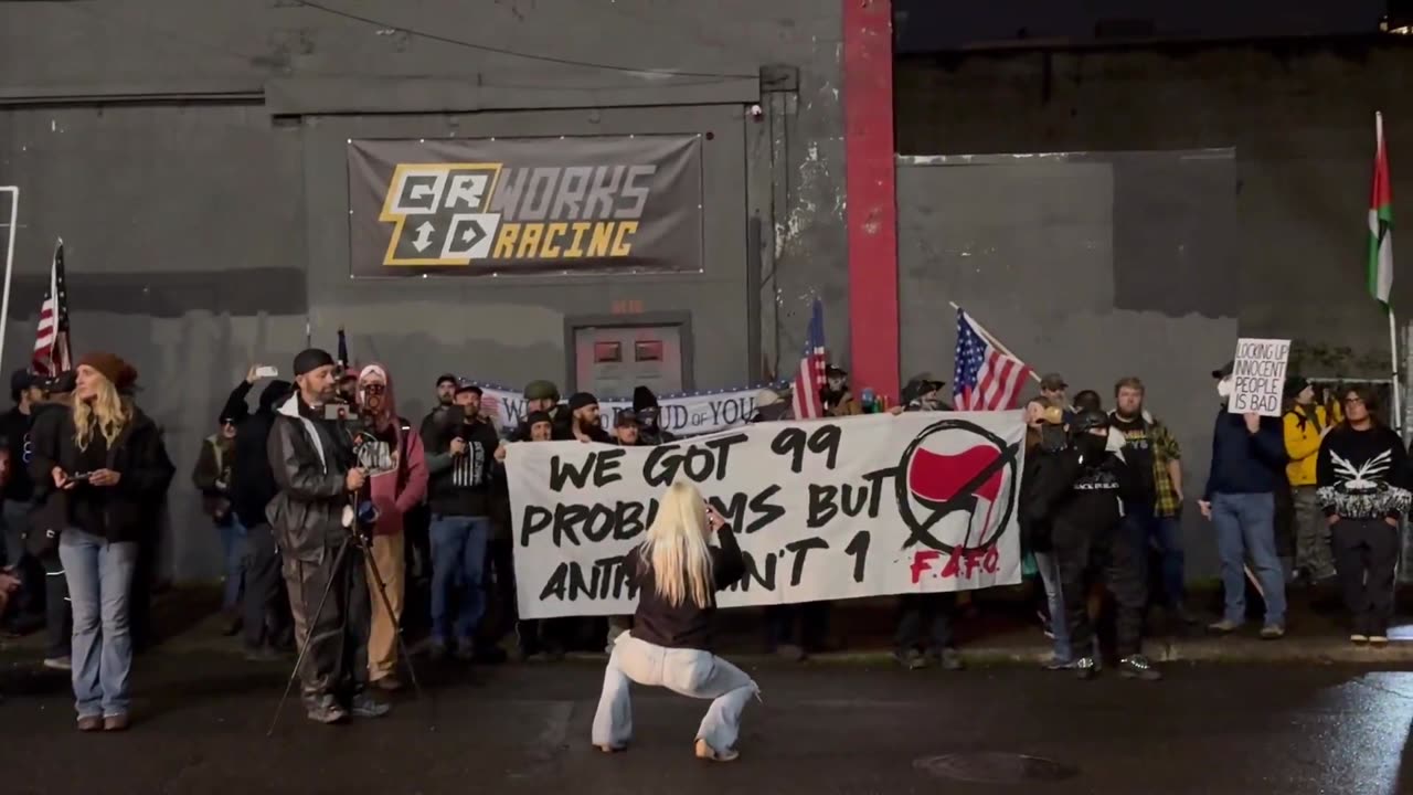 Not only did local patriots bring in a Charlie Kirk banner they brought in an anti-Antifa banner.